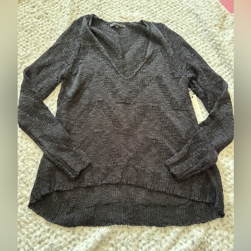 Olivaceous v neck lightweight knit size Small
